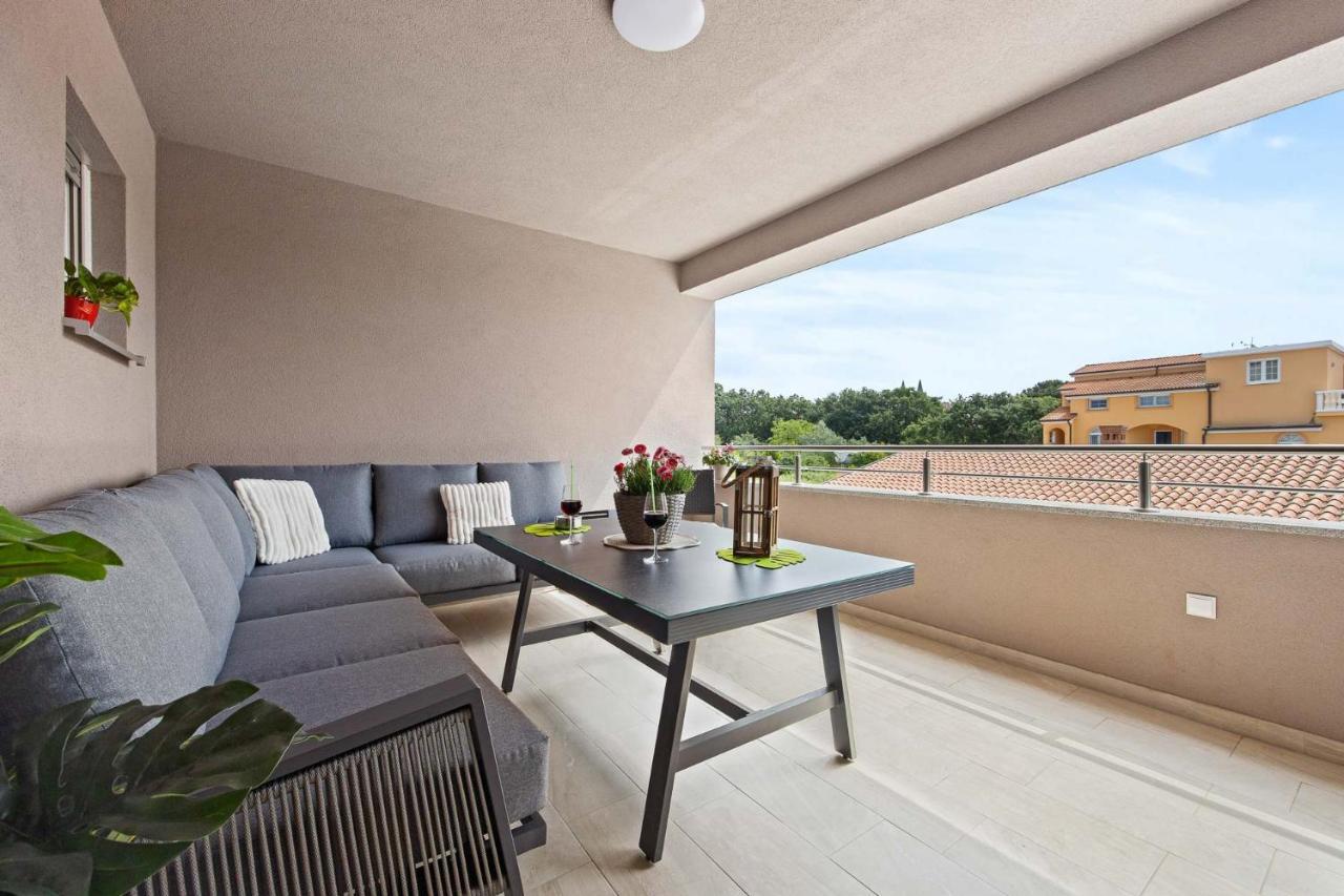 Apartment Leone Medulin Exterior photo